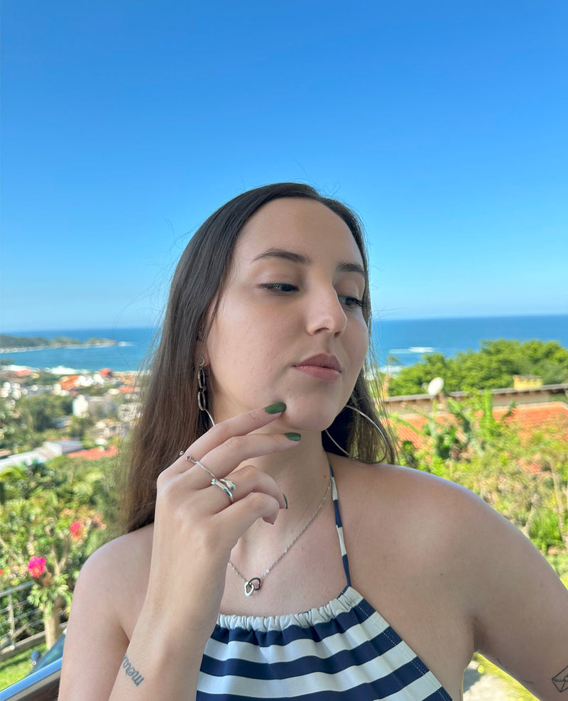 Caixa com Rosa  & Colar Personalizado + Anel do Abraço 💕