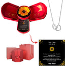 Caixa com Girassol Eterno & Colar Coração Personalizado